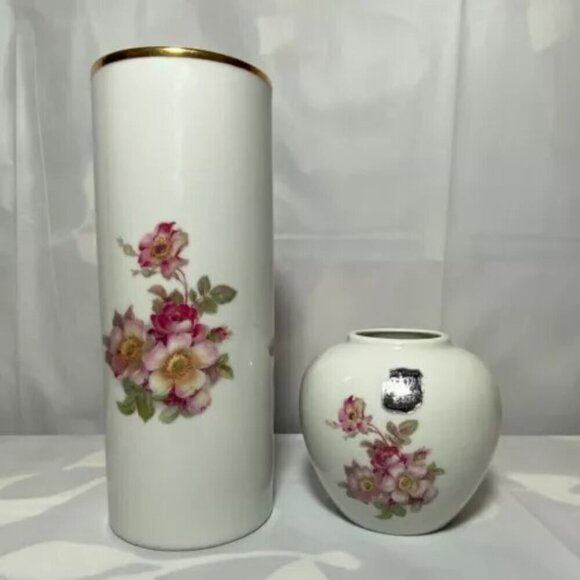 Gerold Porzellan Tettau Bavaria Painted Flower Vases Collectible 2 Piece Set Vtg - Picture 6 of 16